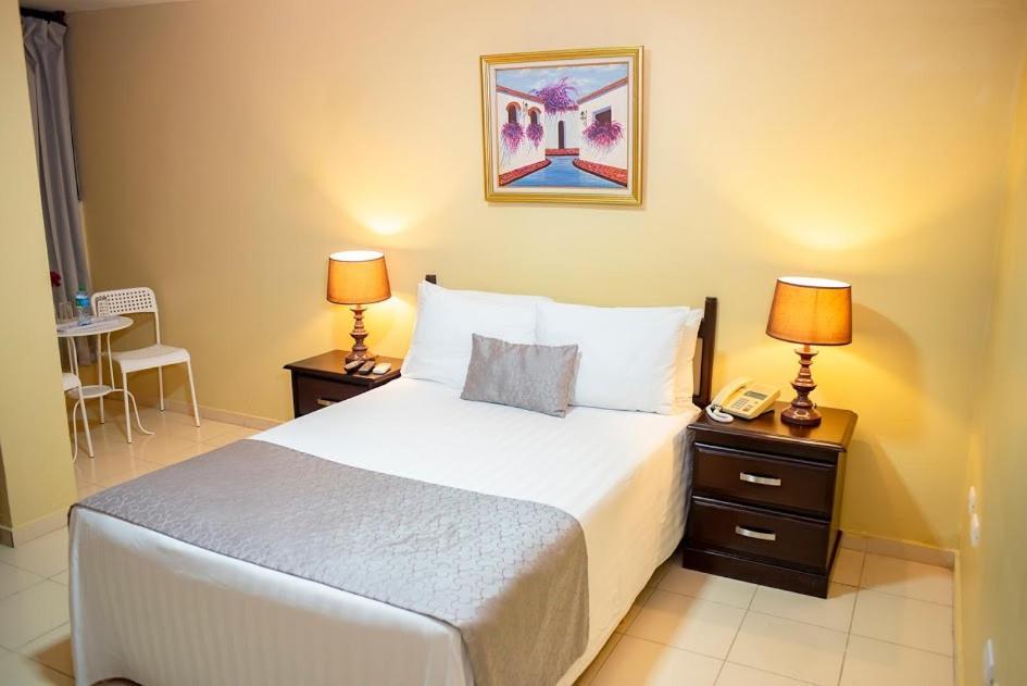 Hotel Real Bella Vista Santo Domingo Zewnętrze zdjęcie